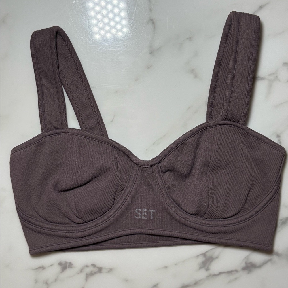 SET Active Dark Gray Ribbed Crop Top